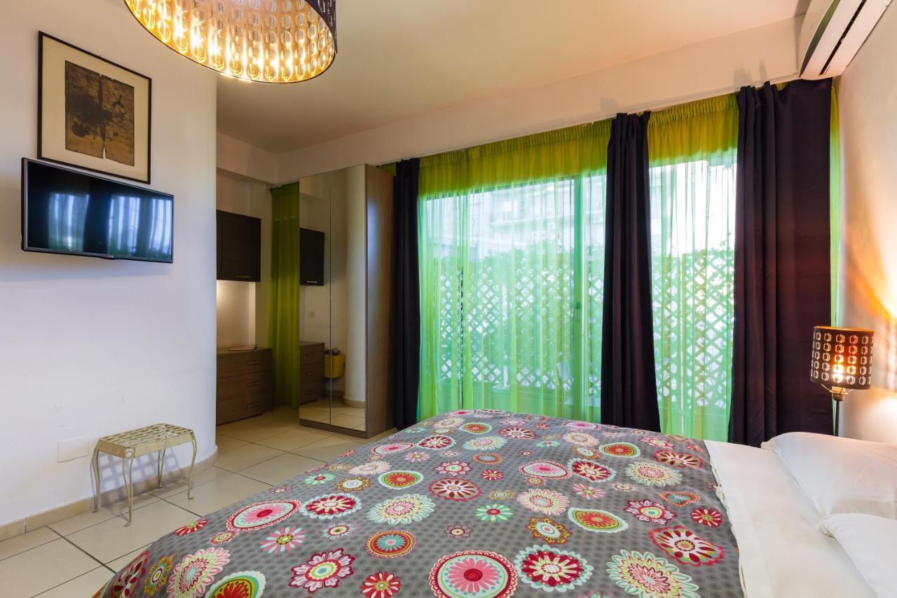 Marina Resart Rooms & Suite Nápoles Exterior foto